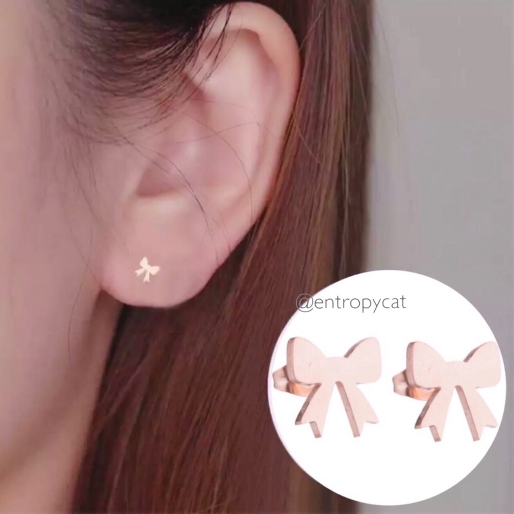 🆕 Petite Rose Gold Bow Earrings